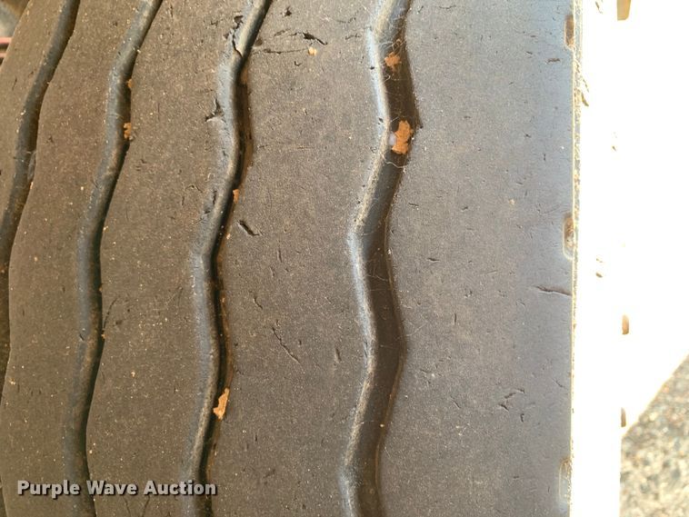 image for item DM1761 2015 Mack LEU633 refuse truck