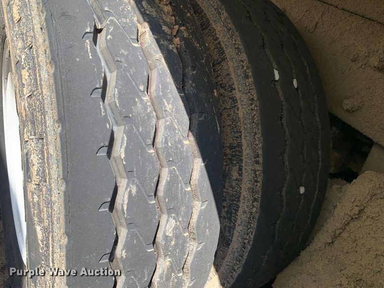 image for item DM1761 2015 Mack LEU633 refuse truck