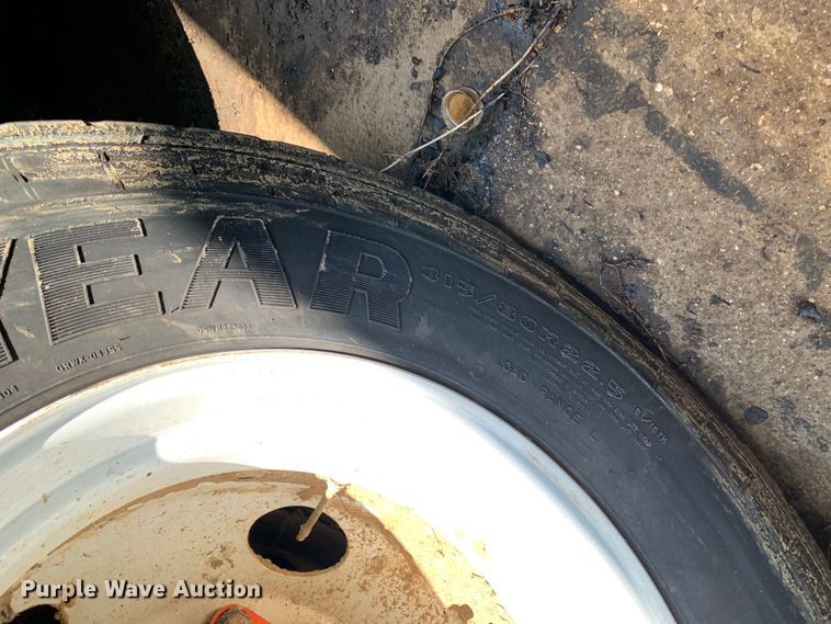 image for item DM1761 2015 Mack LEU633 refuse truck