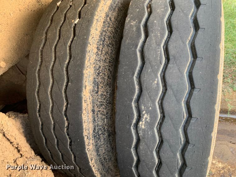 image for item DM1761 2015 Mack LEU633 refuse truck