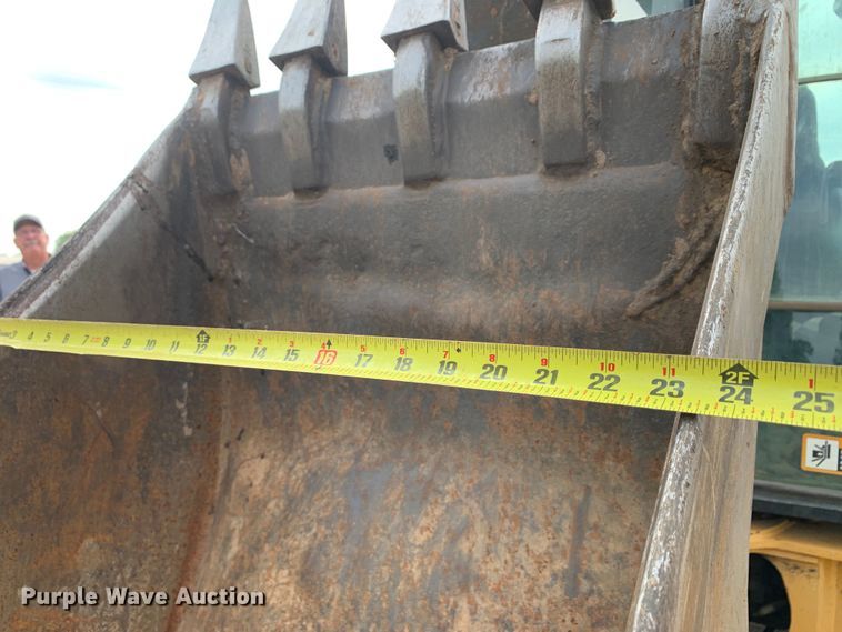 image for item DM1764 2015 John Deere 310L backhoe