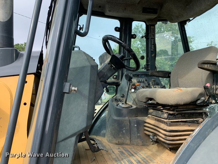 image for item DM1764 2015 John Deere 310L backhoe