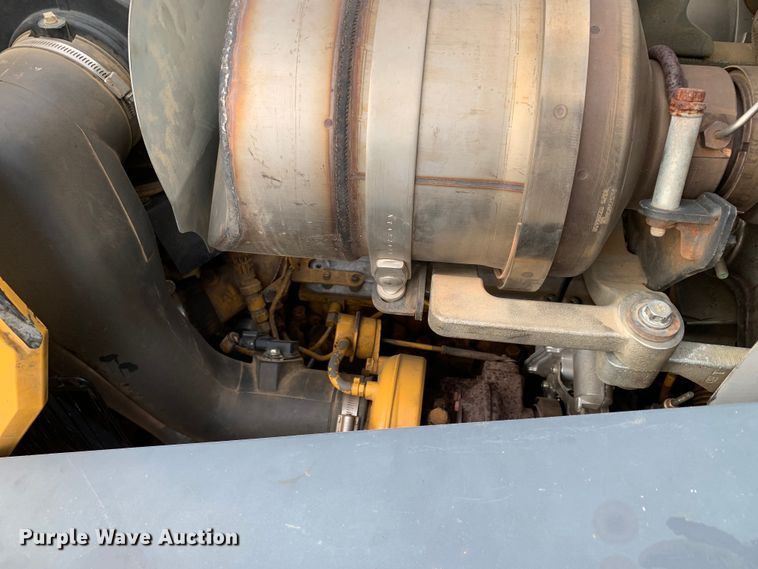 image for item DM1764 2015 John Deere 310L backhoe