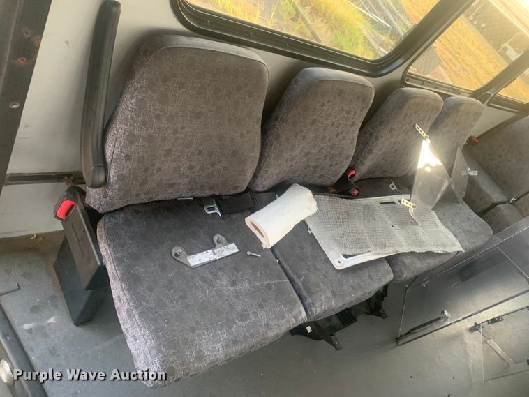 image for item DM1765 2016 Chevrolet  4500 shuttle bus