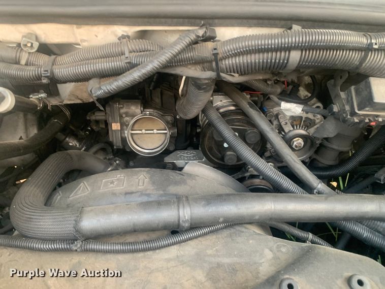 image for item DM1765 2016 Chevrolet  4500 shuttle bus