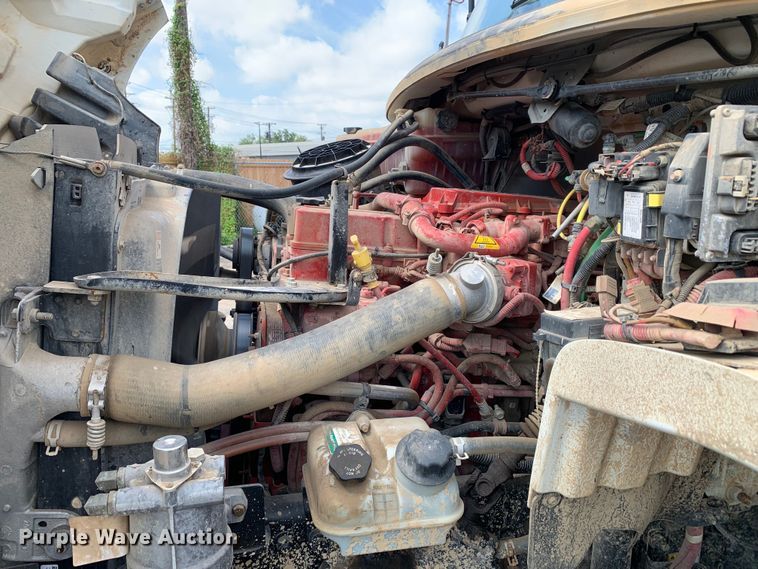 image for item DM1766 2018 Freightliner  M2106 refuse truck