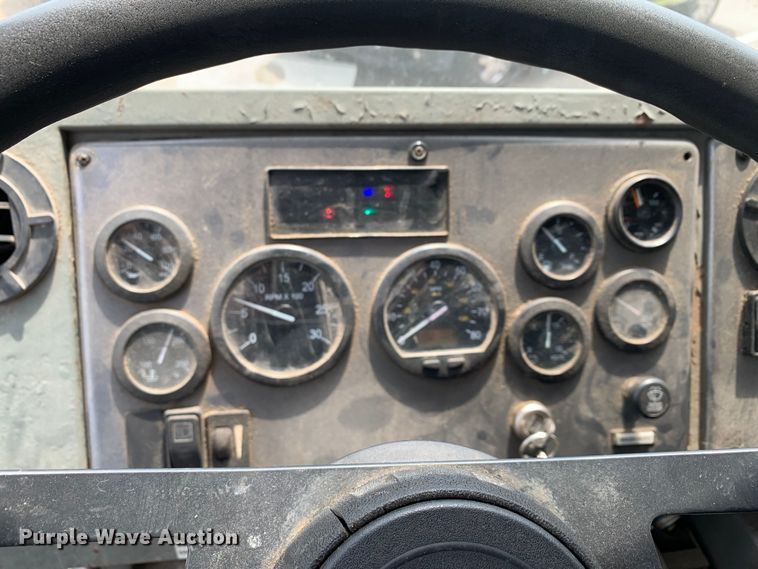 image for item DM1767 2014 Crane Carrier Low Entry refuse truck