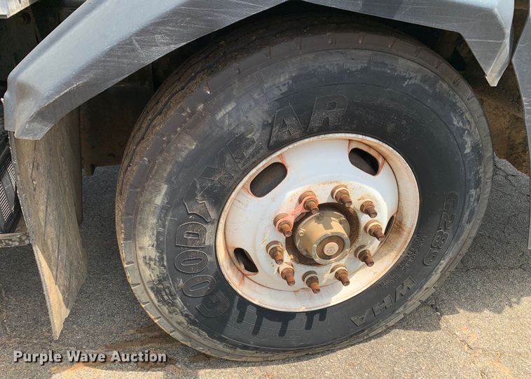 image for item DM1767 2014 Crane Carrier Low Entry refuse truck