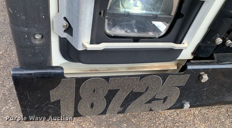image for item DM1768 2018 Mack LR613 refuse truck