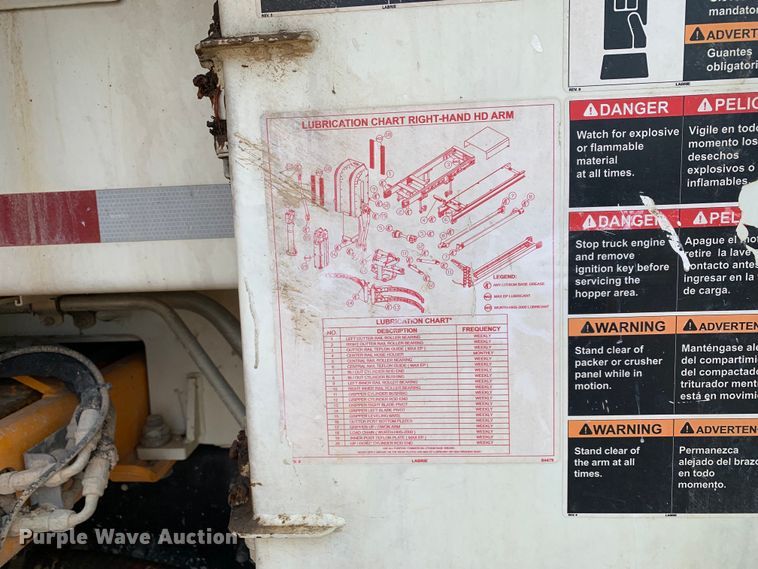 image for item DM1768 2018 Mack LR613 refuse truck