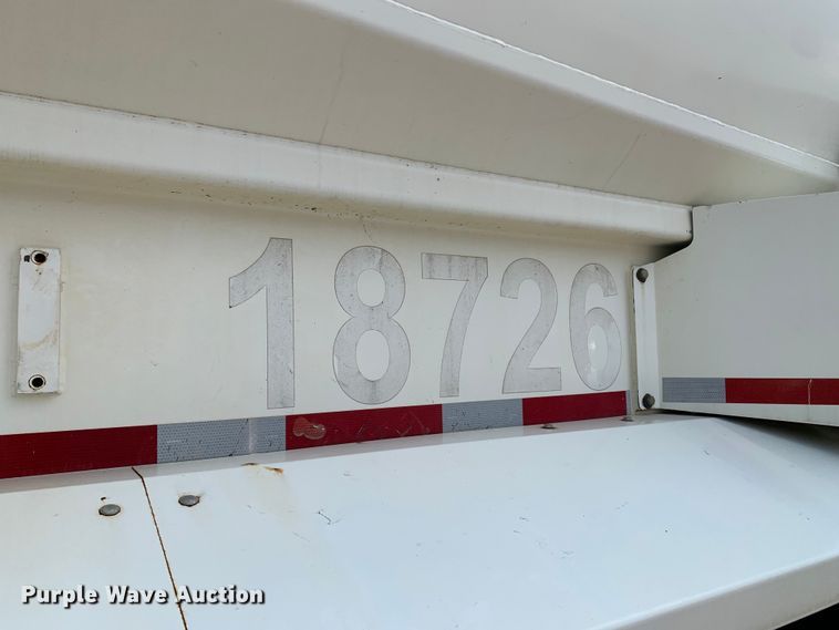 image for item DM1769 2018 Mack LR613 refuse truck