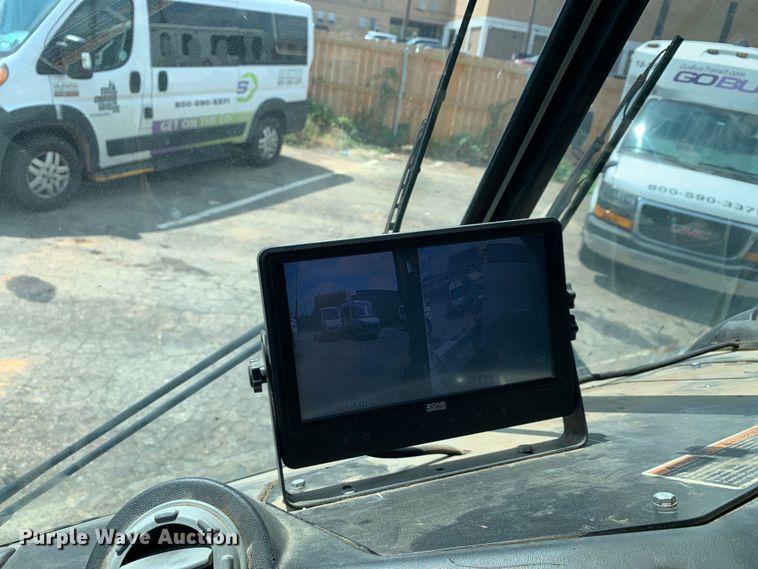 image for item DM1769 2018 Mack LR613 refuse truck