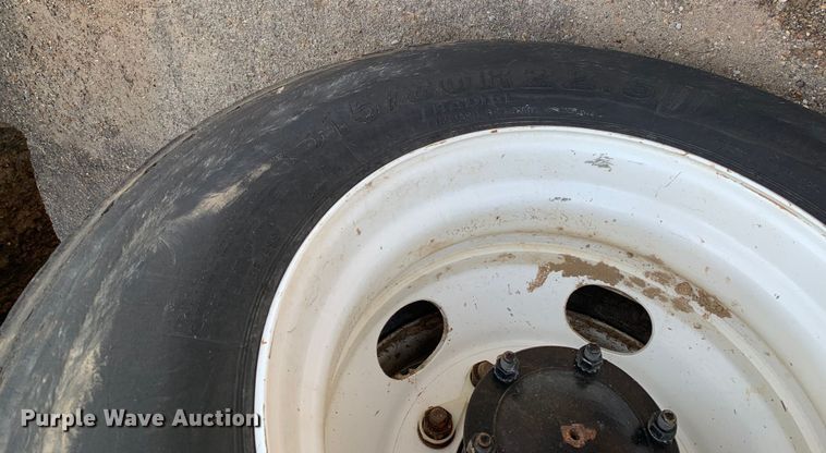 image for item DM1769 2018 Mack LR613 refuse truck