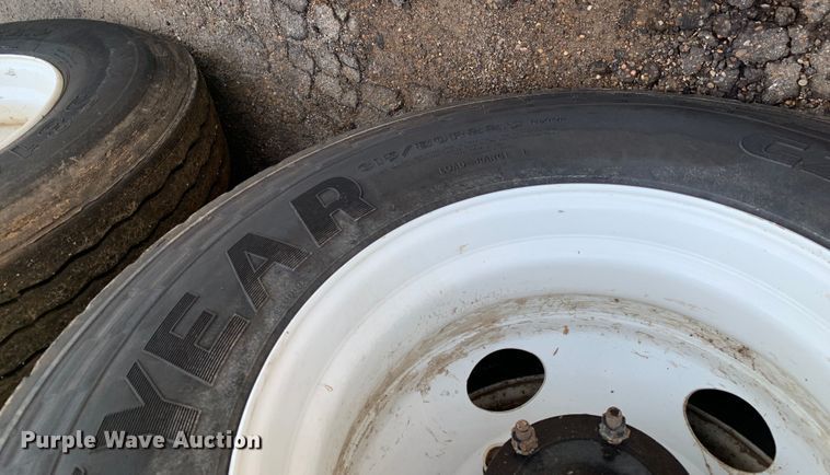 image for item DM1769 2018 Mack LR613 refuse truck