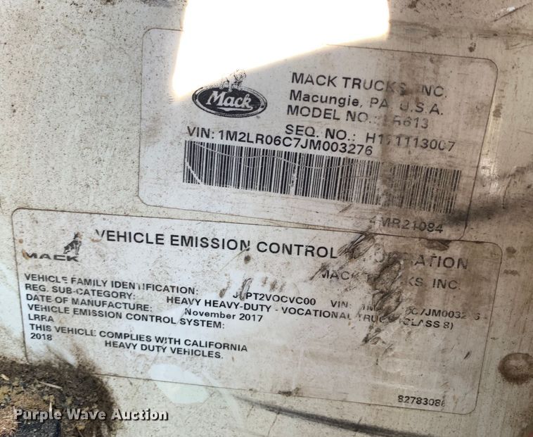 image for item DM1769 2018 Mack LR613 refuse truck