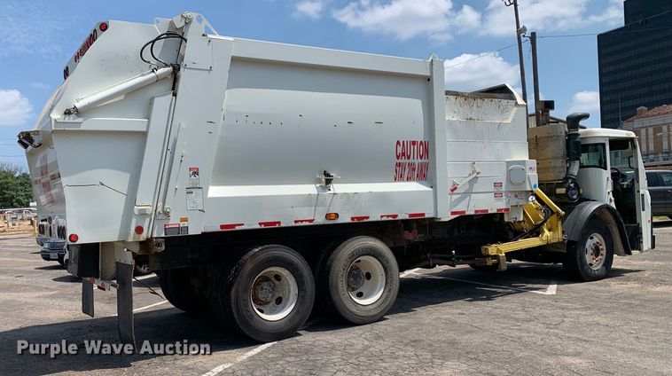 image for item DM1770 2018 Mack LR613 refuse truck
