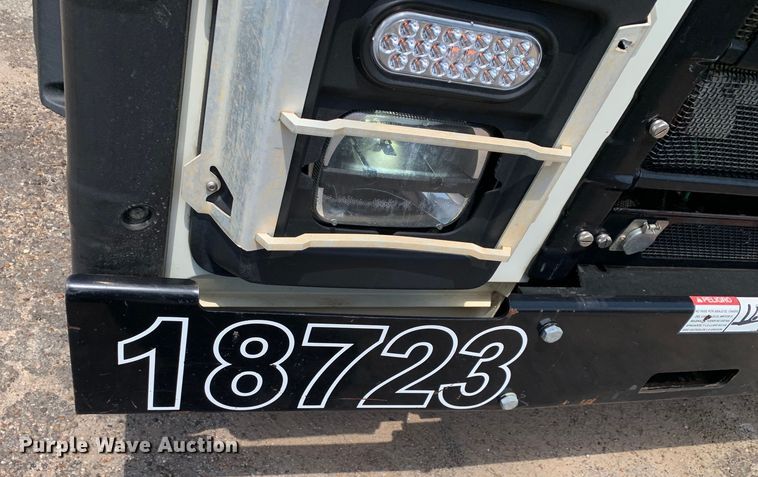 image for item DM1770 2018 Mack LR613 refuse truck