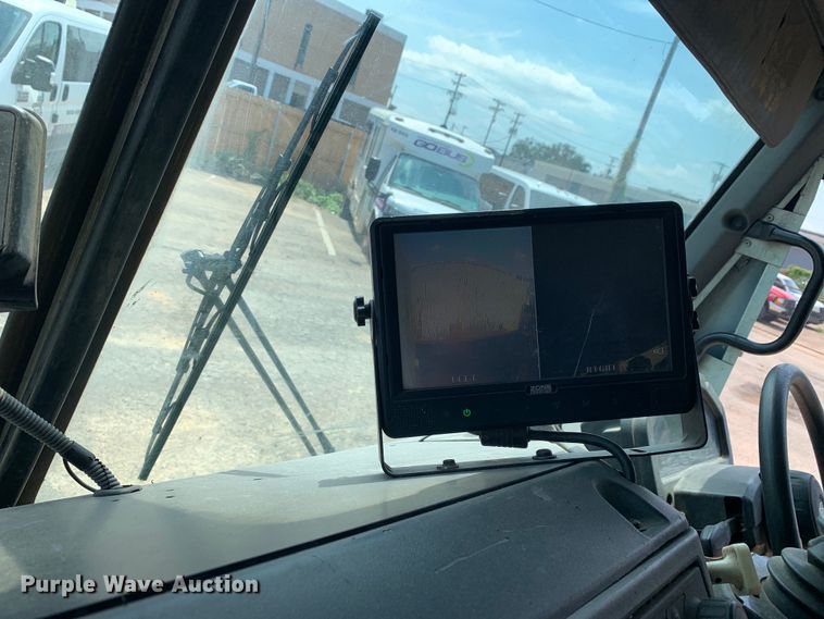 image for item DM1770 2018 Mack LR613 refuse truck