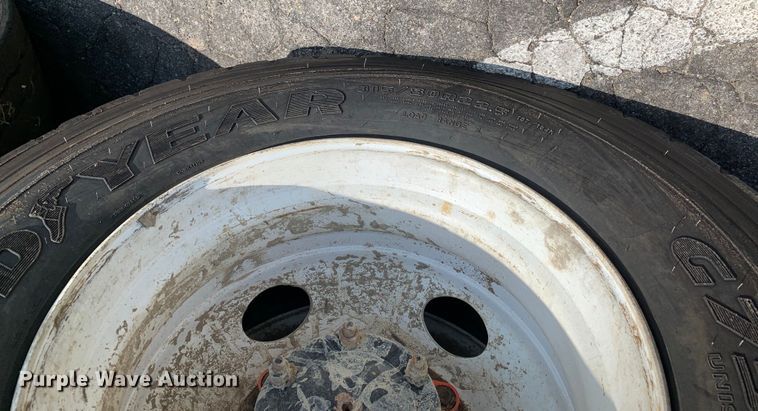 image for item DM1770 2018 Mack LR613 refuse truck