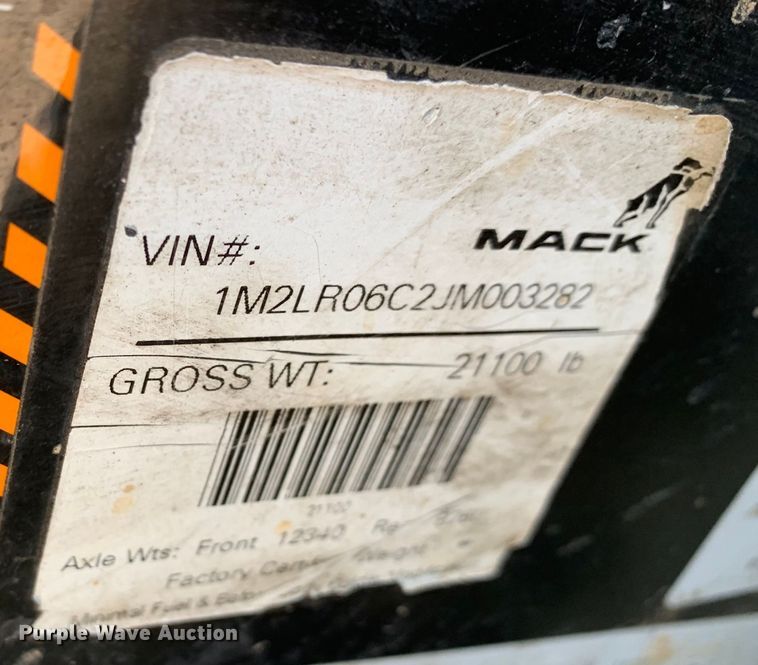 image for item DM1770 2018 Mack LR613 refuse truck