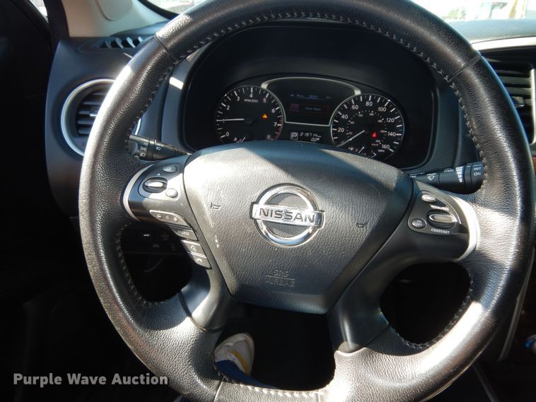 image for item DM3041 2013 Nissan Pathfinder SL SUV