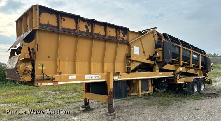 image for item DP6673 Wildcat RHC 6-230 trommel screen