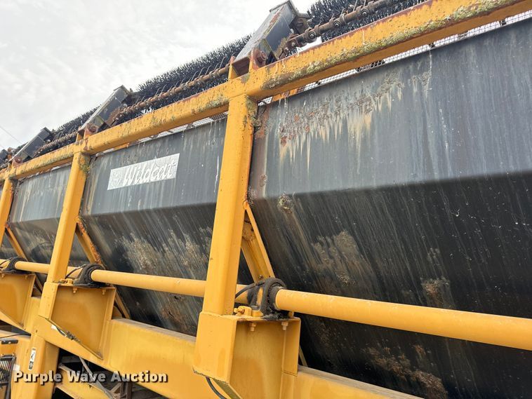 image for item DP6673 Wildcat RHC 6-230 trommel screen