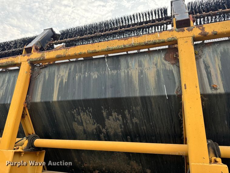 image for item DP6673 Wildcat RHC 6-230 trommel screen