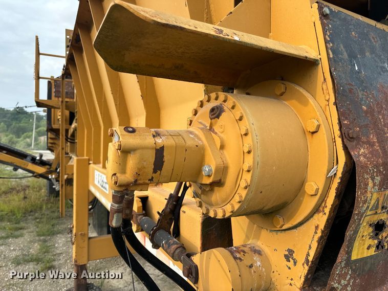 image for item DP6673 Wildcat RHC 6-230 trommel screen