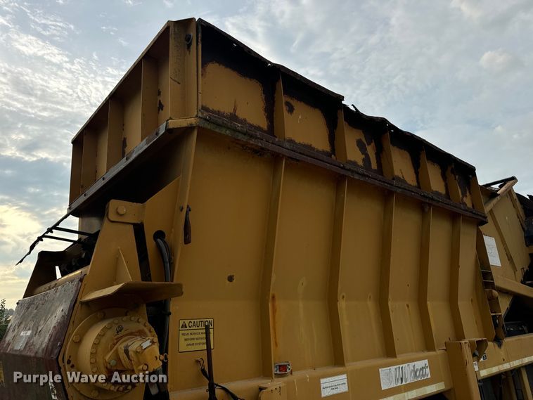 image for item DP6673 Wildcat RHC 6-230 trommel screen