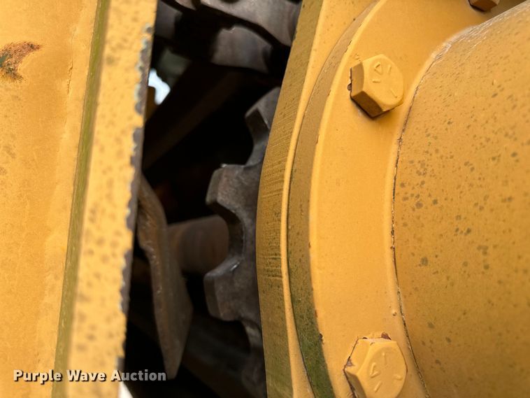 image for item DP6673 Wildcat RHC 6-230 trommel screen