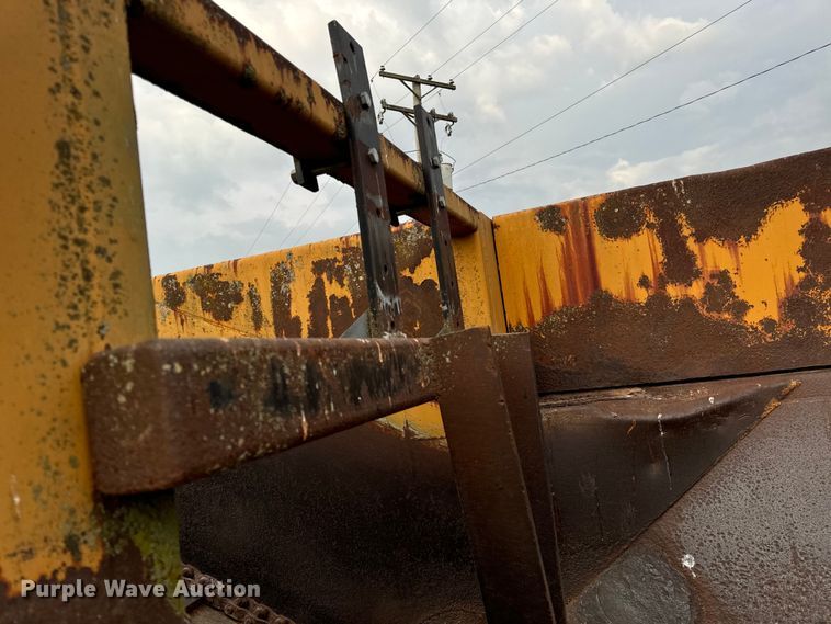 image for item DP6673 Wildcat RHC 6-230 trommel screen