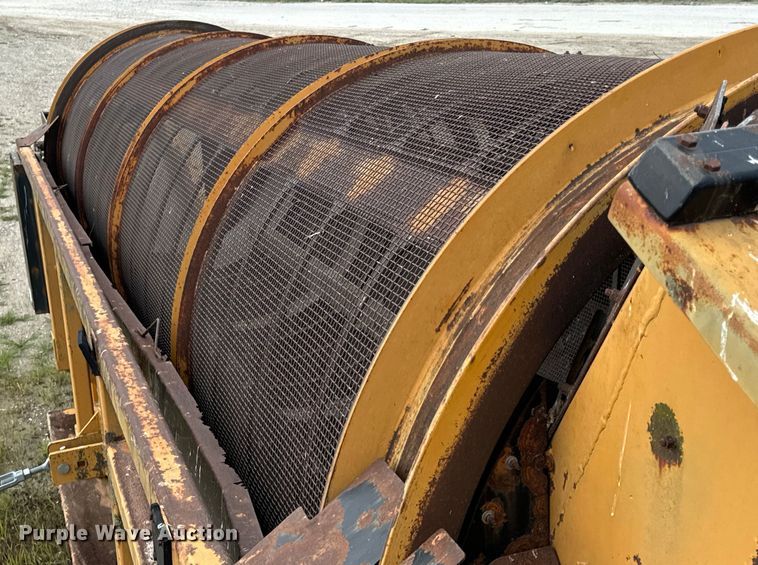 image for item DP6673 Wildcat RHC 6-230 trommel screen