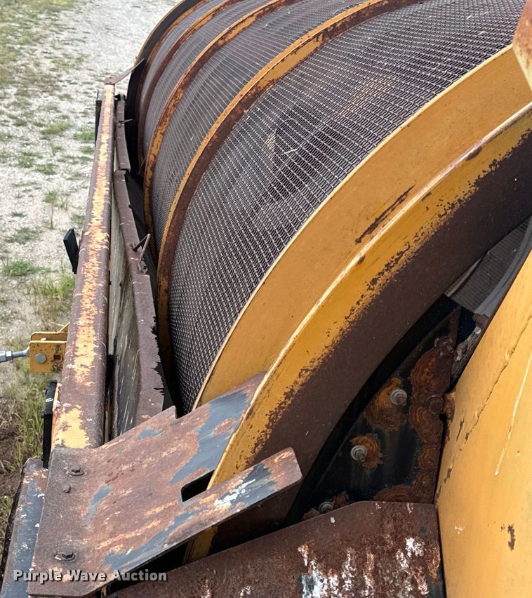 image for item DP6673 Wildcat RHC 6-230 trommel screen