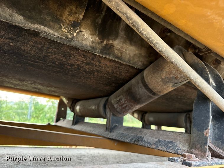 image for item DP6673 Wildcat RHC 6-230 trommel screen