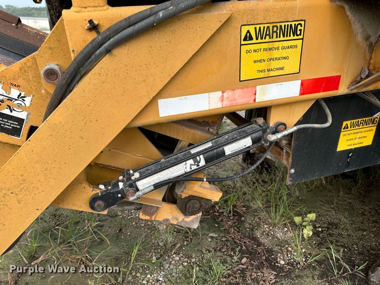 image for item DP6673 Wildcat RHC 6-230 trommel screen