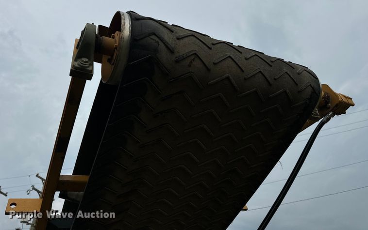 image for item DP6673 Wildcat RHC 6-230 trommel screen