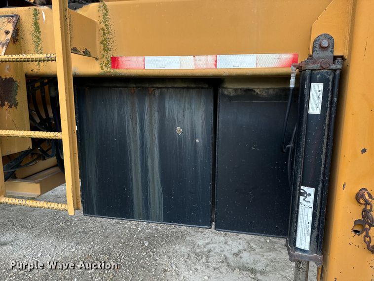 image for item DP6673 Wildcat RHC 6-230 trommel screen