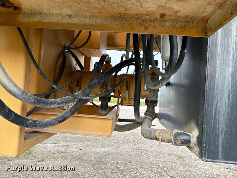 image for item DP6673 Wildcat RHC 6-230 trommel screen