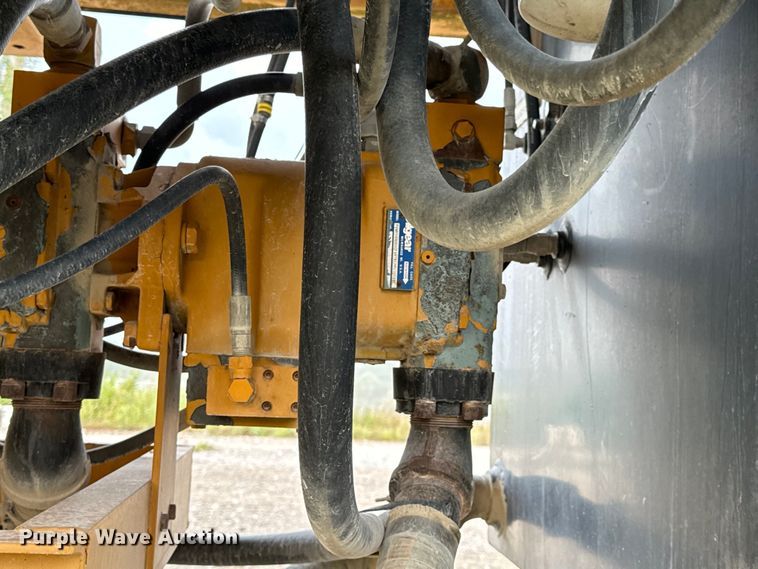 image for item DP6673 Wildcat RHC 6-230 trommel screen