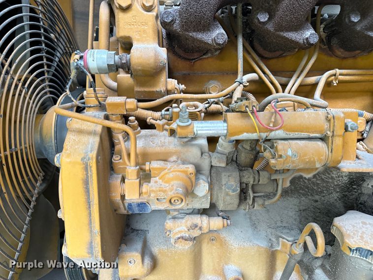 image for item DP6673 Wildcat RHC 6-230 trommel screen