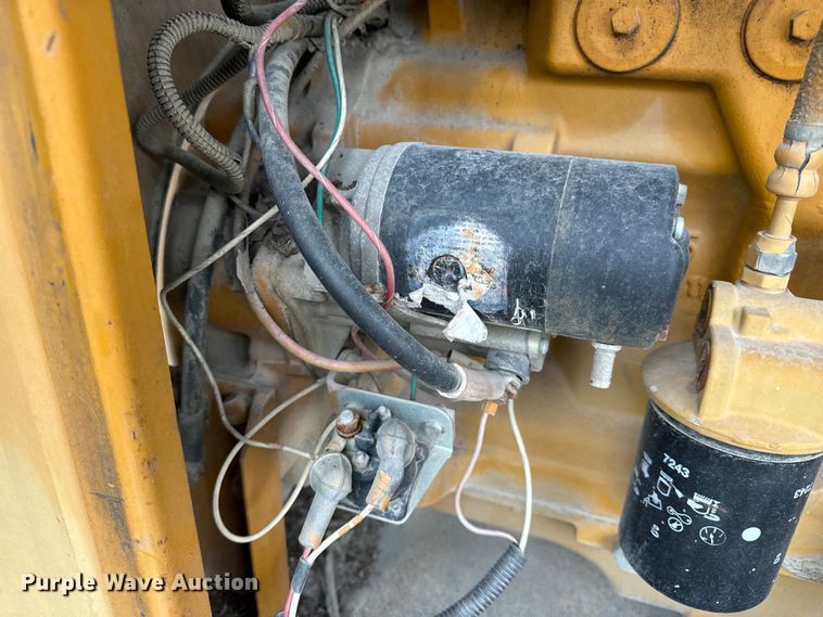 image for item DP6673 Wildcat RHC 6-230 trommel screen