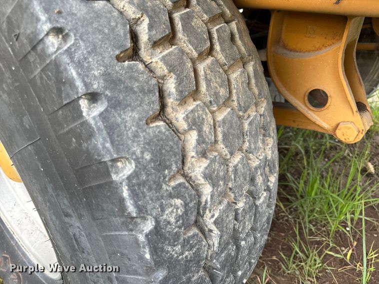 image for item DP6673 Wildcat RHC 6-230 trommel screen