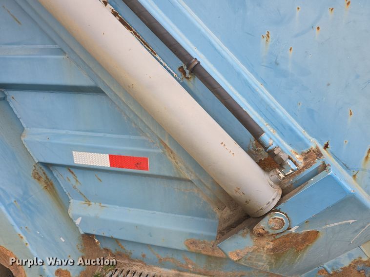 image for item DQ4473 2005 Ford F650 Super Duty XL refuse truck