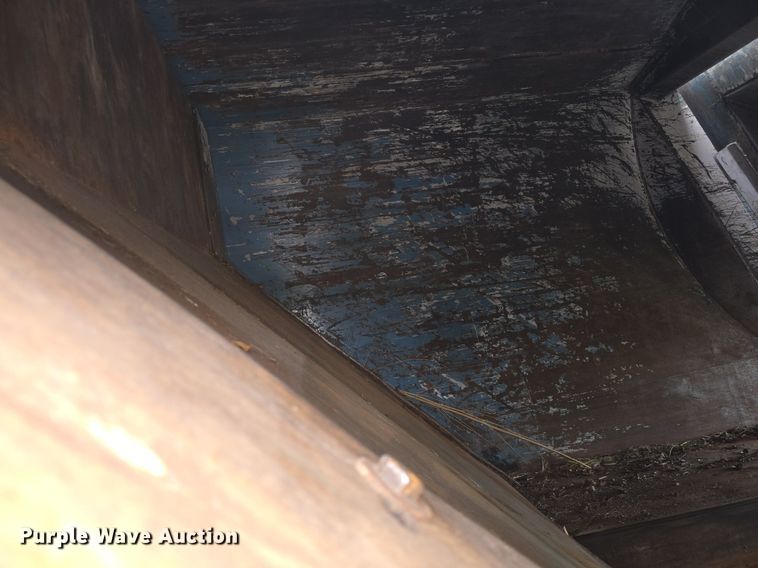 image for item DQ4473 2005 Ford F650 Super Duty XL refuse truck