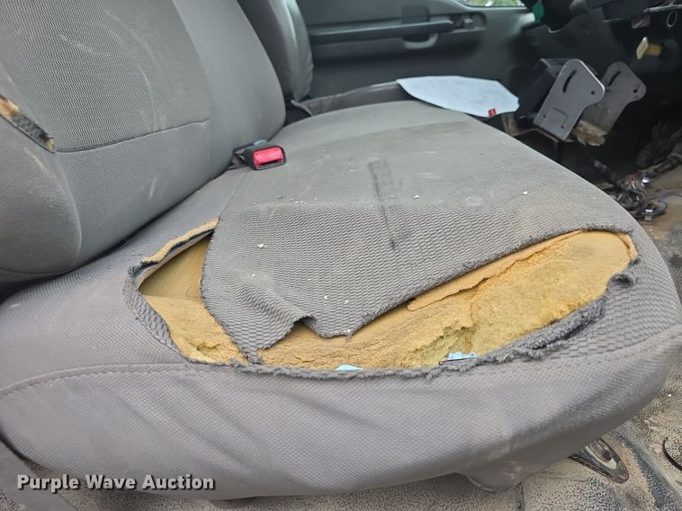 image for item DQ4473 2005 Ford F650 Super Duty XL refuse truck