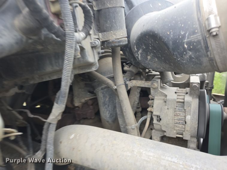 image for item DQ4473 2005 Ford F650 Super Duty XL refuse truck