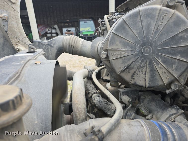 image for item DQ4473 2005 Ford F650 Super Duty XL refuse truck