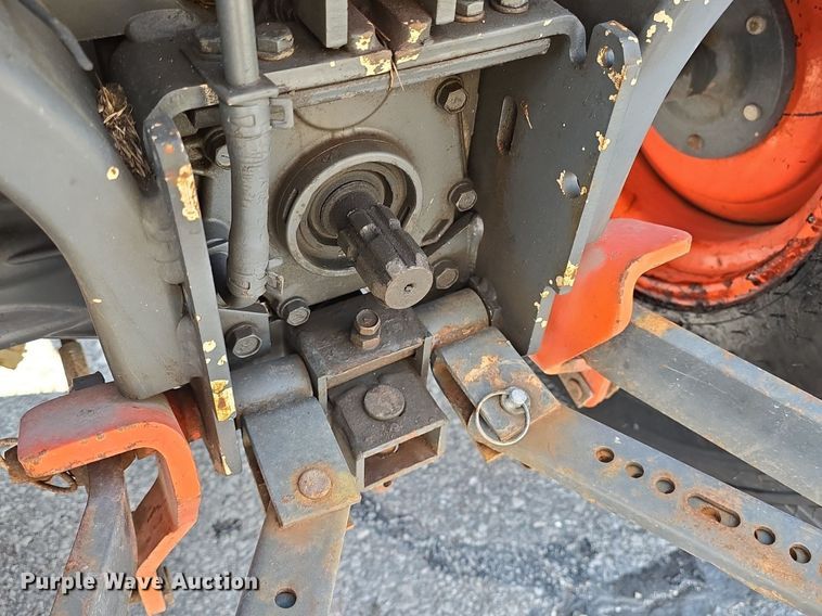 image for item DQ4475 2005 Kubota B3030 MFWD tractor