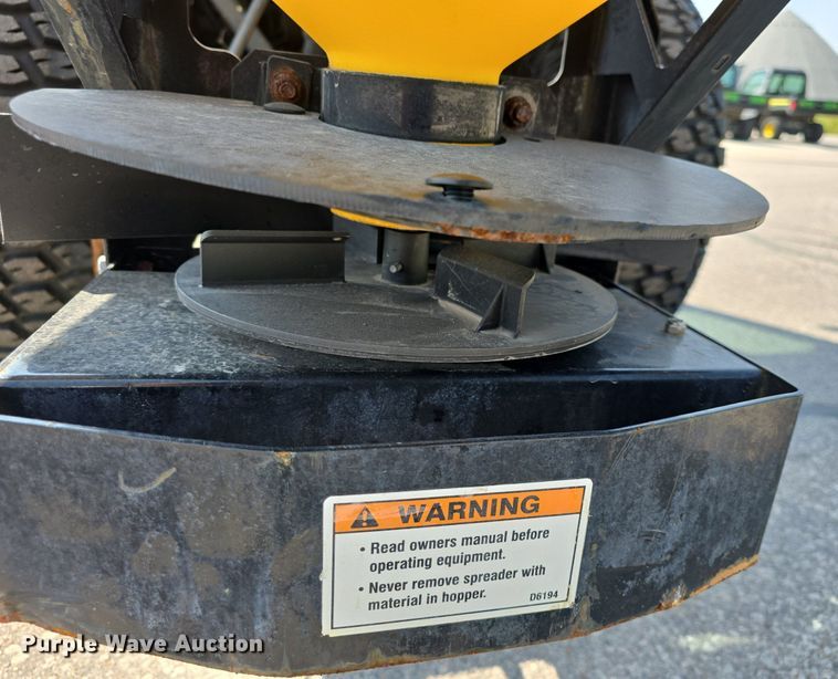 image for item DQ4475 2005 Kubota B3030 MFWD tractor